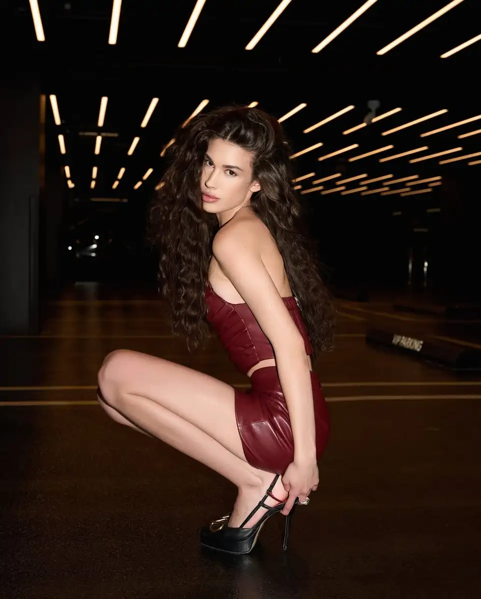 Bianca escort in Paris