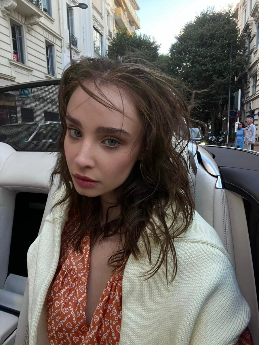 Daria escort in Paris