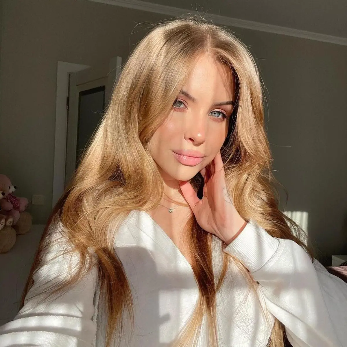 Hailey escort in Paris