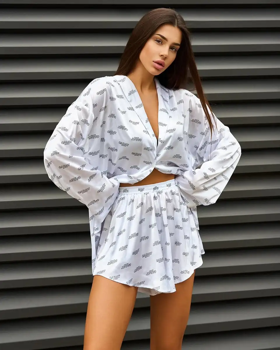 Josephine escort in Paris