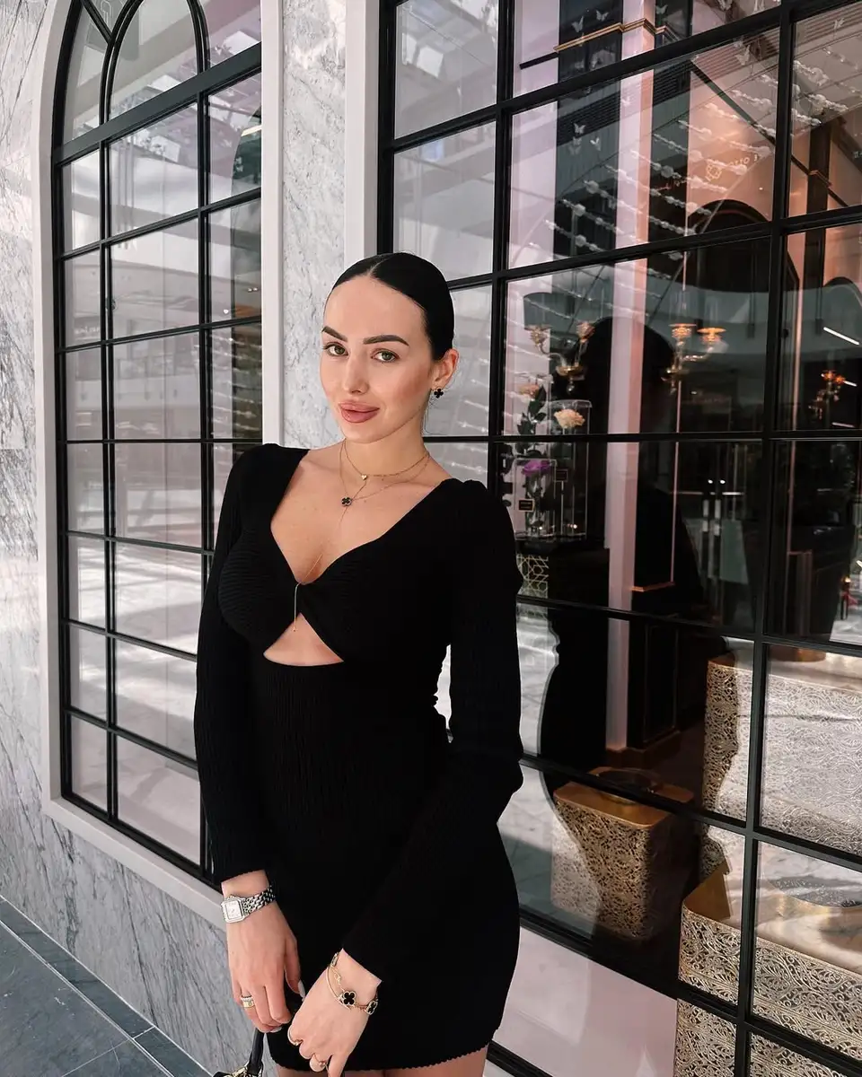 Juliette escort in Paris