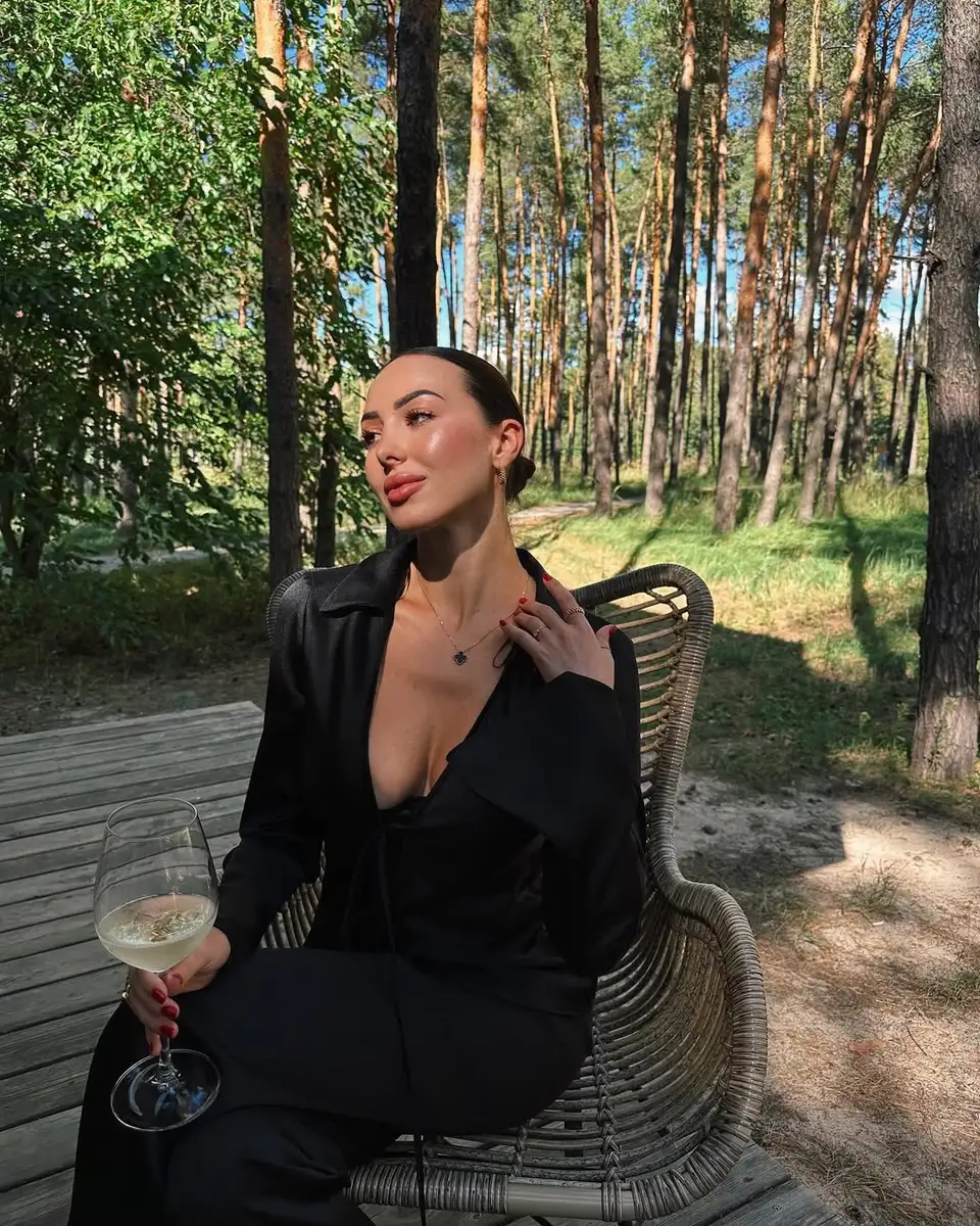 Juliette escort in Paris