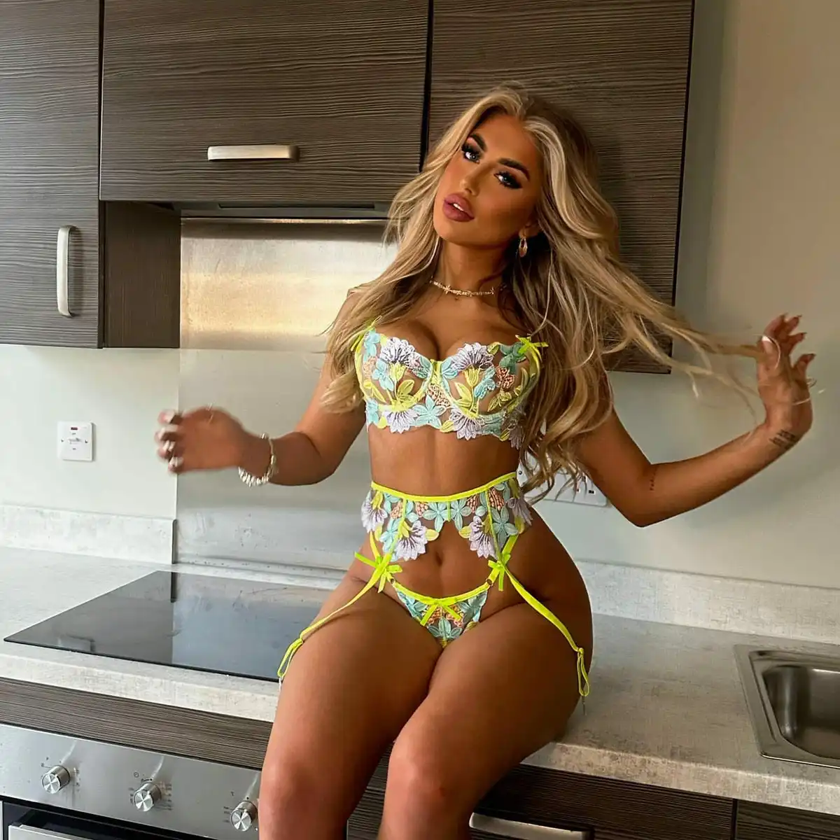 Lorielle escort in Paris