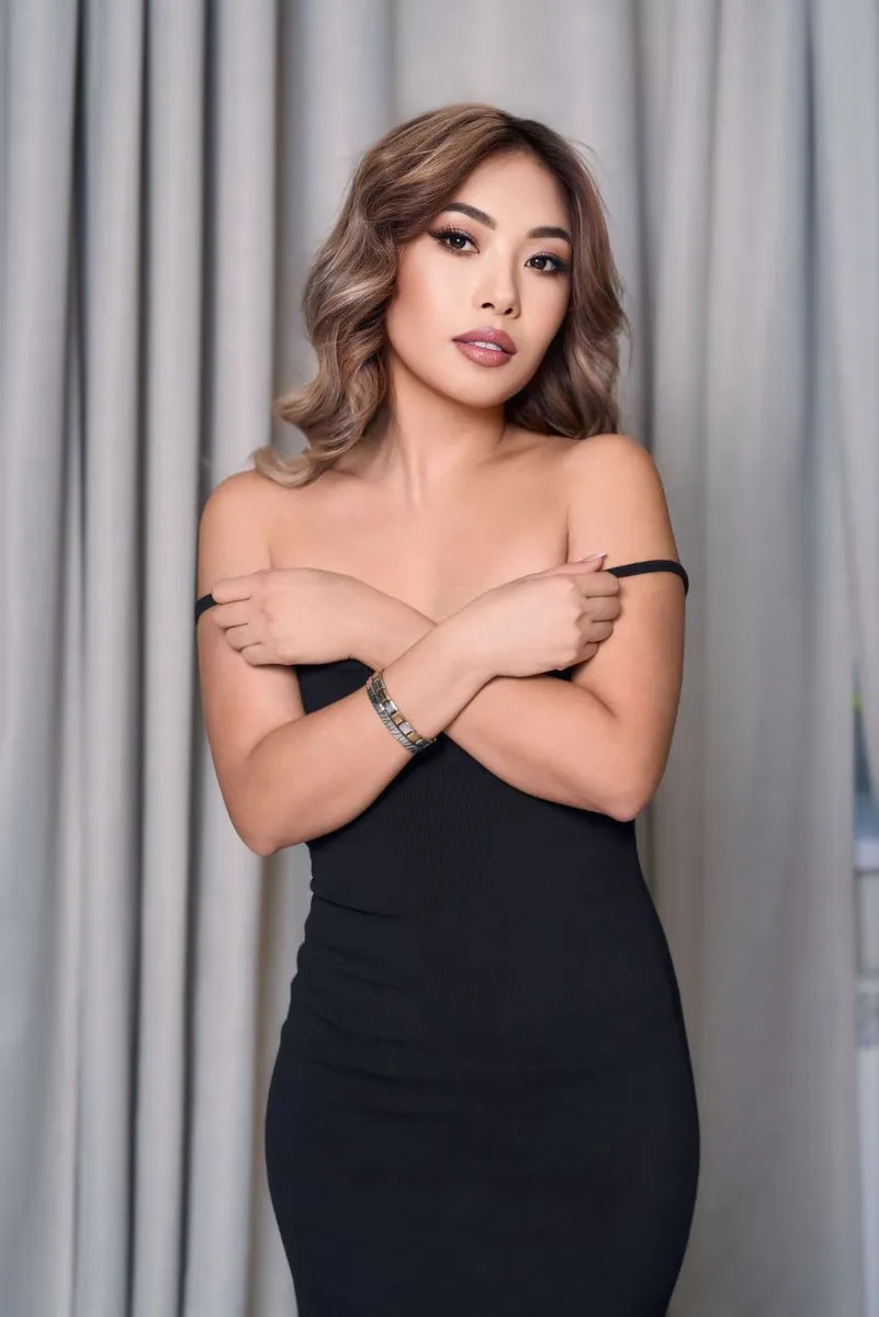 Vianna escort in Paris